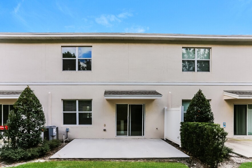 Building Photo - 2260 NW Treviso Cir