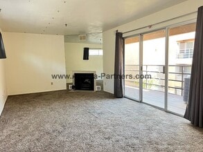 Building Photo - One Bedroom Condo *MOVE-IN SPECIAL*