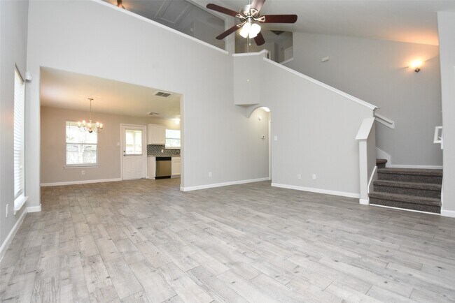 Building Photo - 21603 Falvel Lake Dr