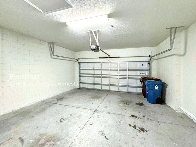 Building Photo - 5110 Claremont Ct
