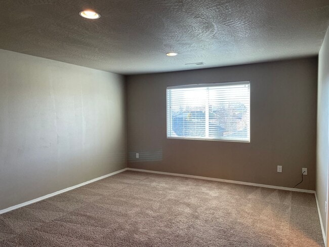 Building Photo - Come Home to This Beautiful 3 Bedroom 3 Bathroom 2 Story Home!!!