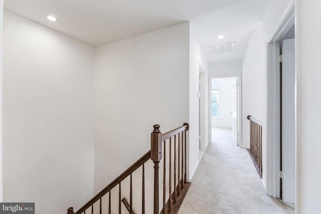 Building Photo - 1443 Hampton Hill Cir