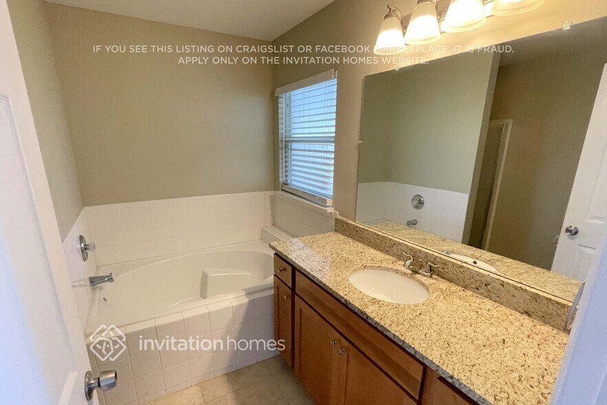 Building Photo - 2543 Dwyer Ln