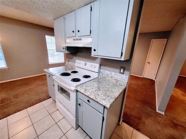 Building Photo - 3429 Willowrun Dr