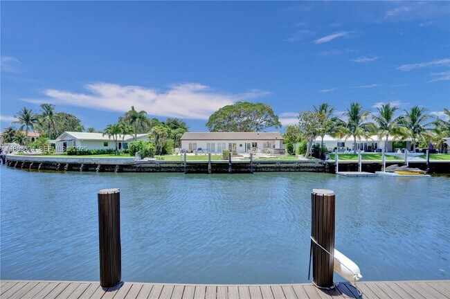 Building Photo - 3100 NE 56th Ct