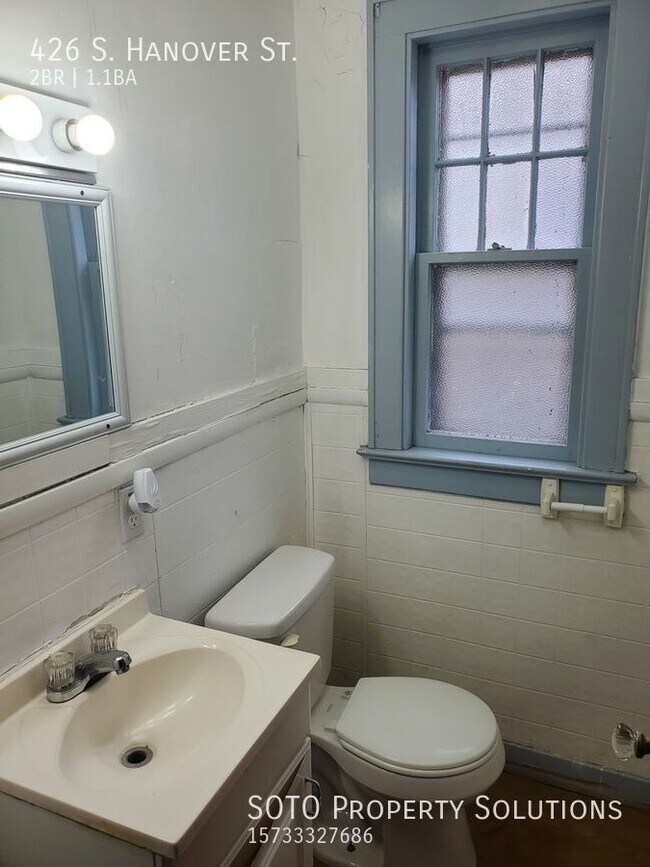 Building Photo - 2BD/1.5BA Pet Friendly and HUD accepted