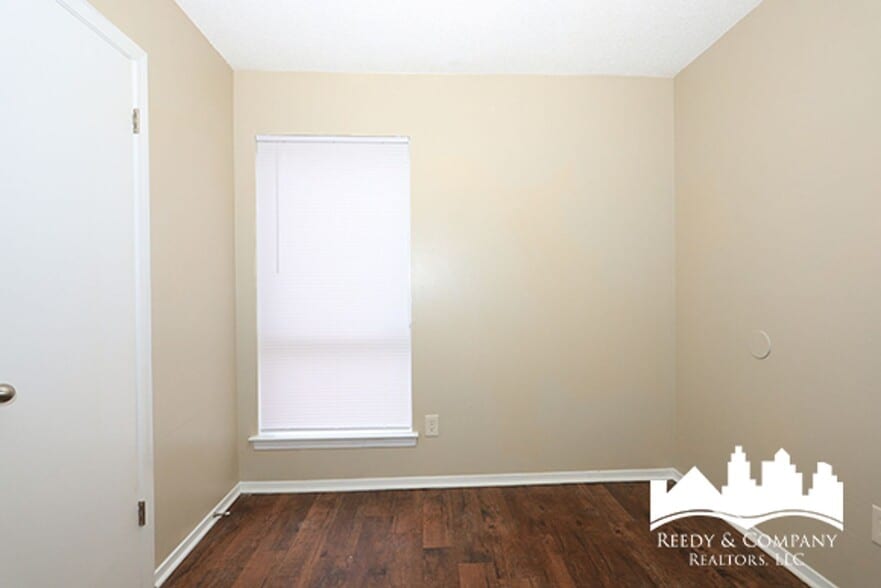 Building Photo - 5387 Cornstalk Cove