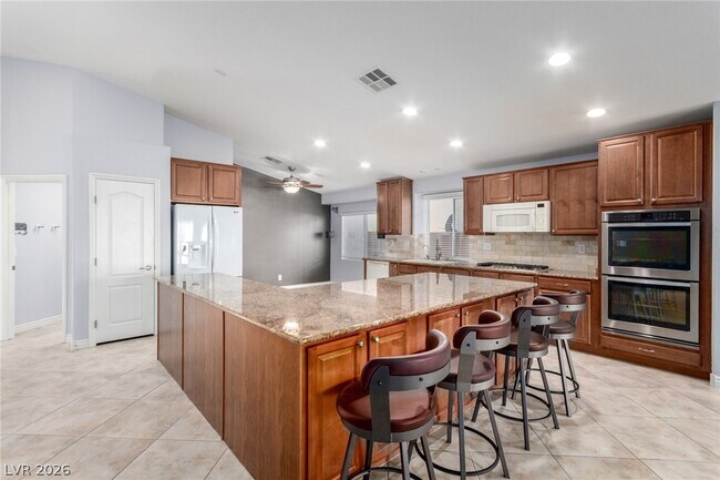 Building Photo - 3660 Toscanella Ave