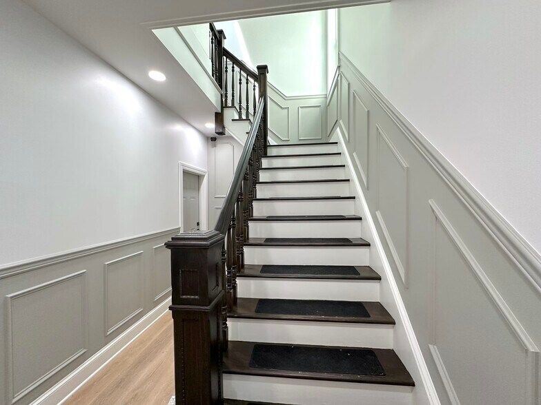 Building Photo - 55 Liberty Street Wh