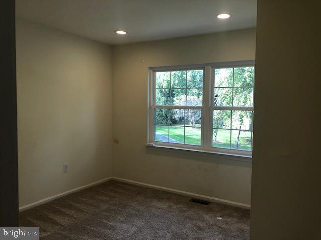 Building Photo - 9H Brookline Ct