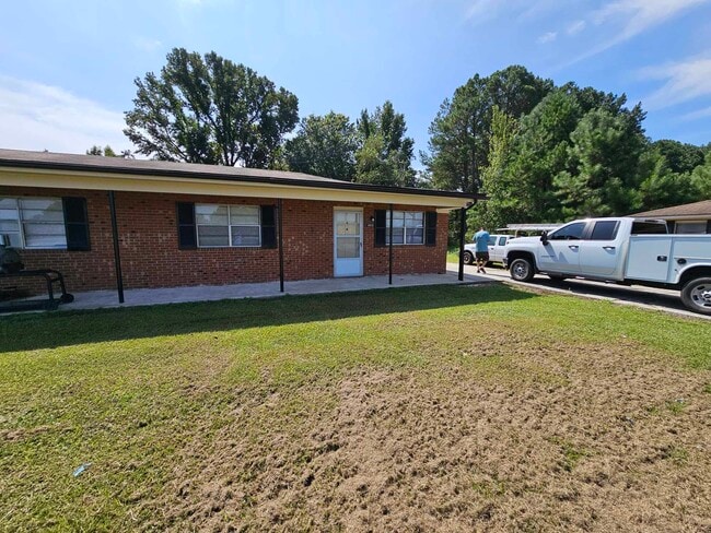 Primary Photo - Brogden Apartments