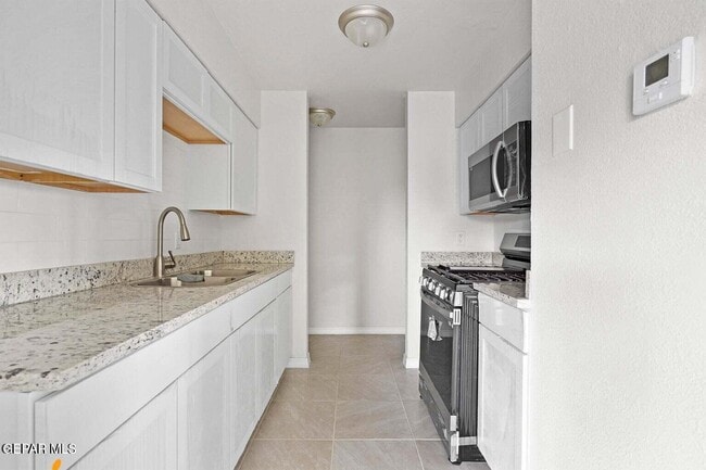 Building Photo - 2513 Red Sails Dr