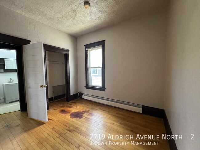 Building Photo - 2719 N Aldrich Ave