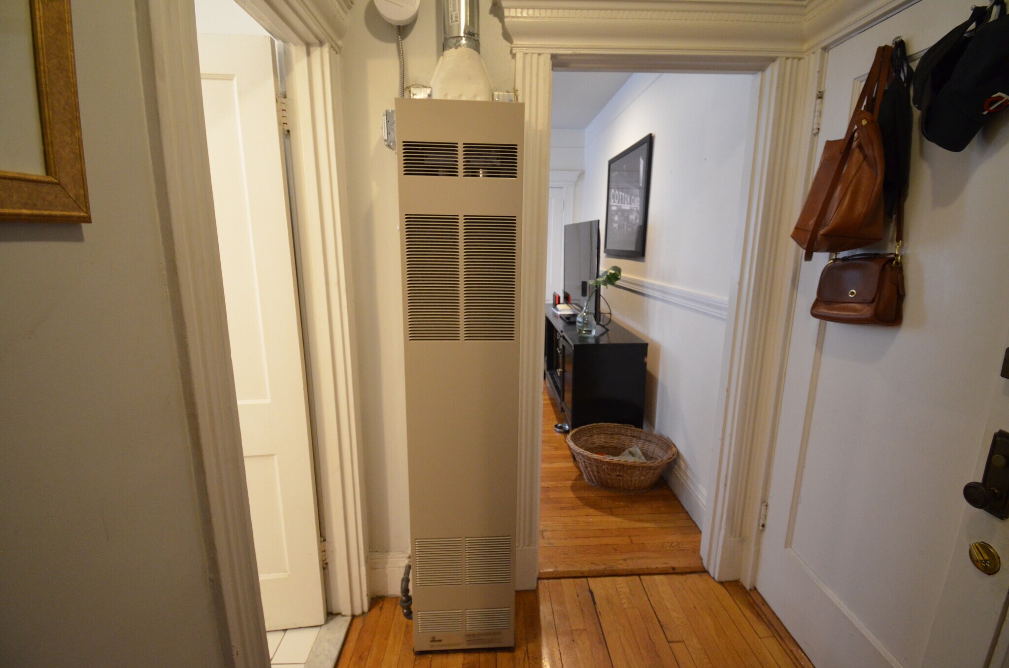 Building Photo - 85 Park Dr