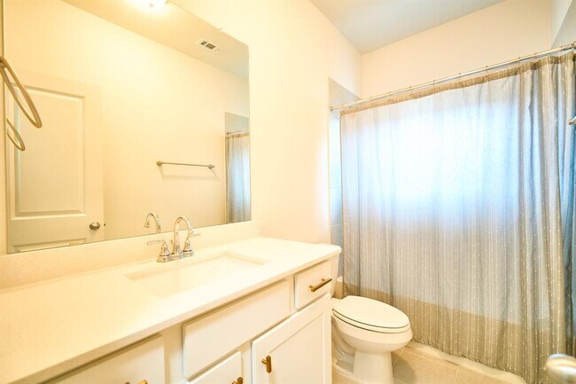 Building Photo - 3628 Griggs Rd
