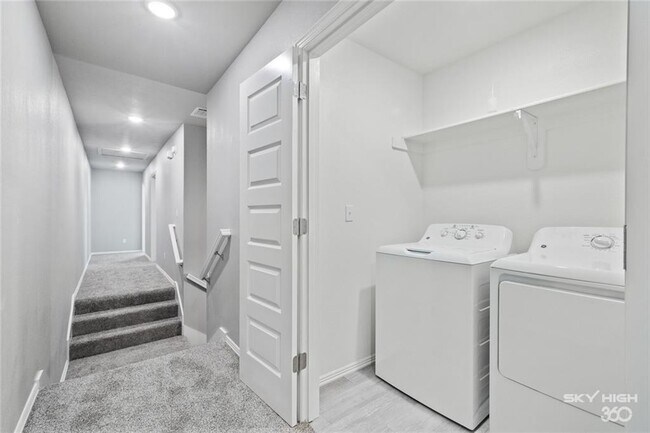 Building Photo - 4085 W Sardinia Way