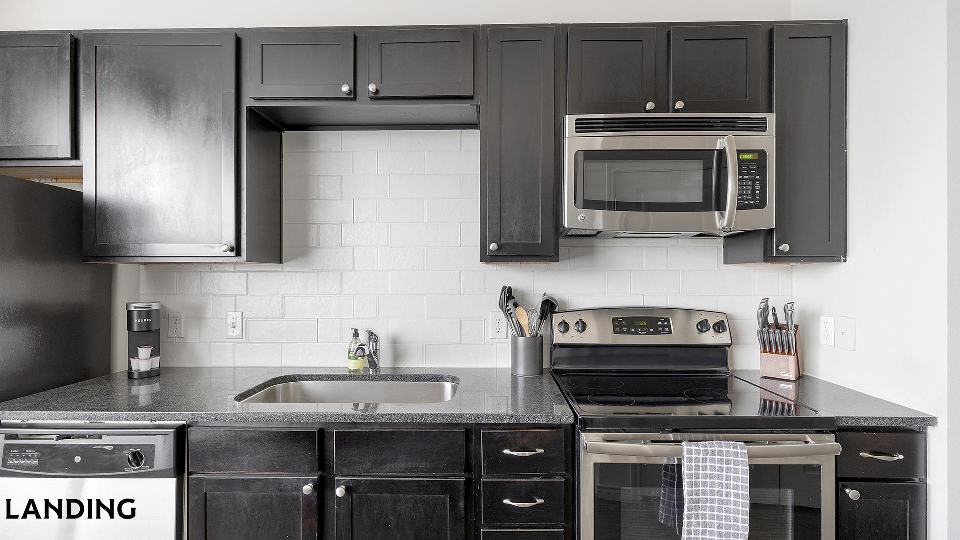 Building Photo - 750 Fort Worth Ave