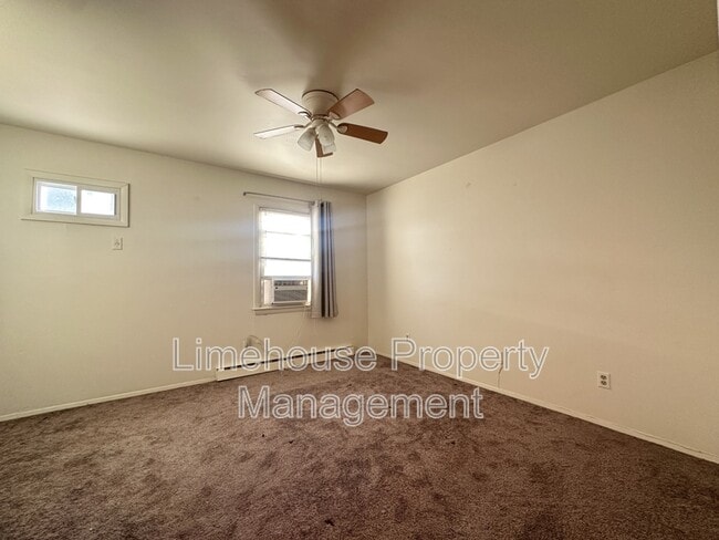 Building Photo - 4428 Ocean View Ave