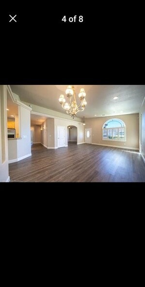 Building Photo - 461 Spire Point Dr