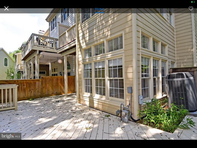 Building Photo - 1378 Heritage Oak Way