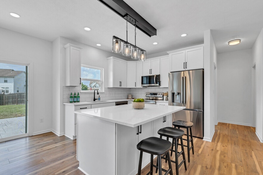 Building Photo - 9724 Brooks Dr