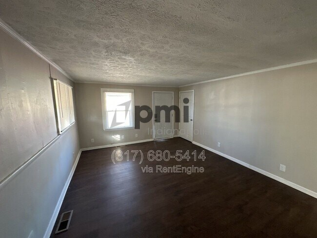 Building Photo - 2107 N Spencer Ave