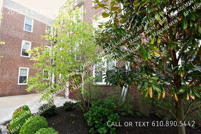 Building Photo - 2033 E Darby Rd