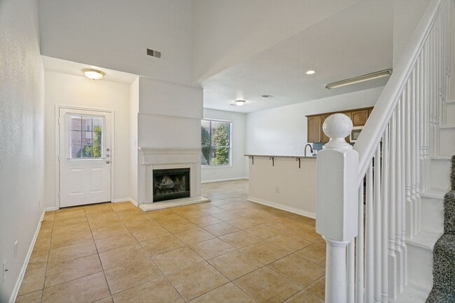 Building Photo - 1519 Barbara Dr