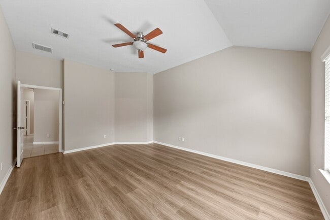 Building Photo - 731 Pickett Hill Ln