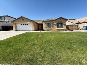 Building Photo - Beautiful 4 Bedroom in NW!