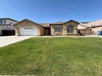Building Photo - Beautiful 4 Bedroom in NW!