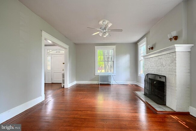 Building Photo - 720 Dryden Dr