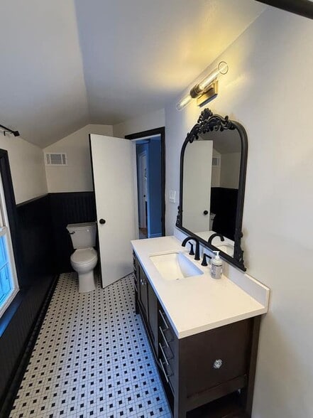 Building Photo - 135 Winthrop Ave