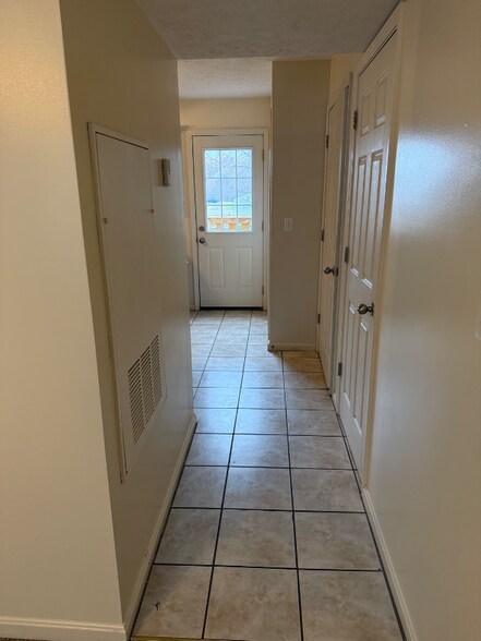 Building Photo - 57 Haven Ct