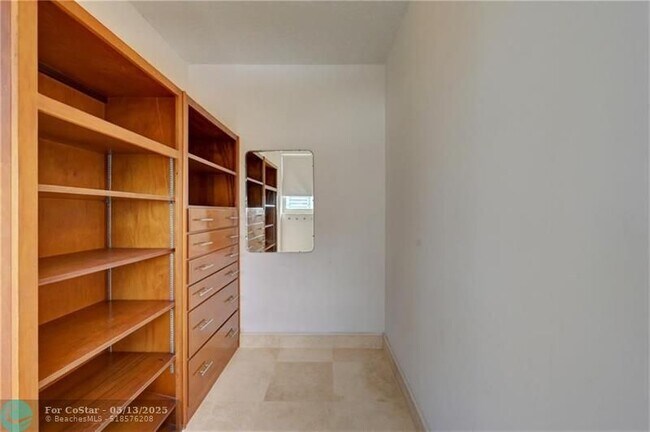 Building Photo - 345 N Fort Lauderdale Beach Blvd