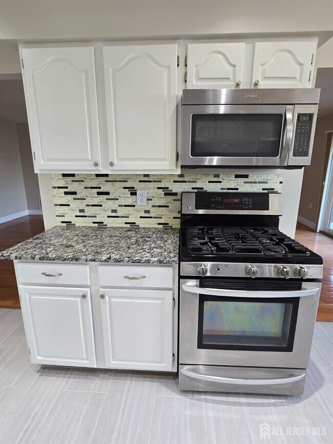 Building Photo - 144 Beverly Hl Ter