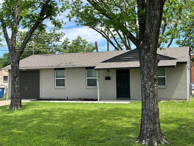 Building Photo - 936 Pindar Ave