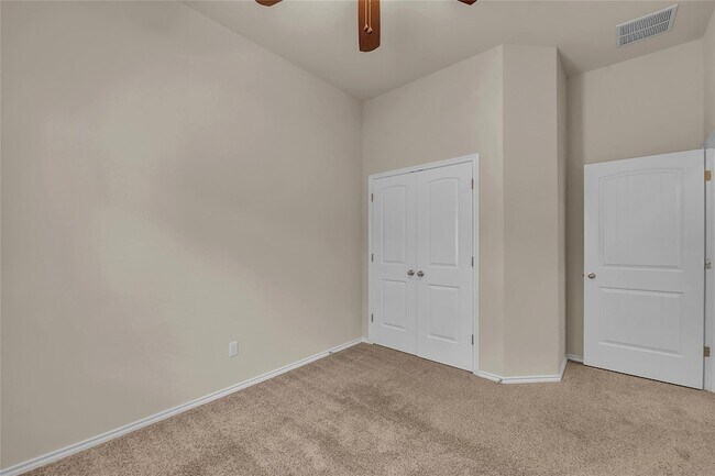 Building Photo - 712 Walsh Hill Trail