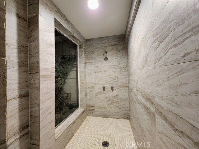 Building Photo - 2499 S Palm Canyon Dr