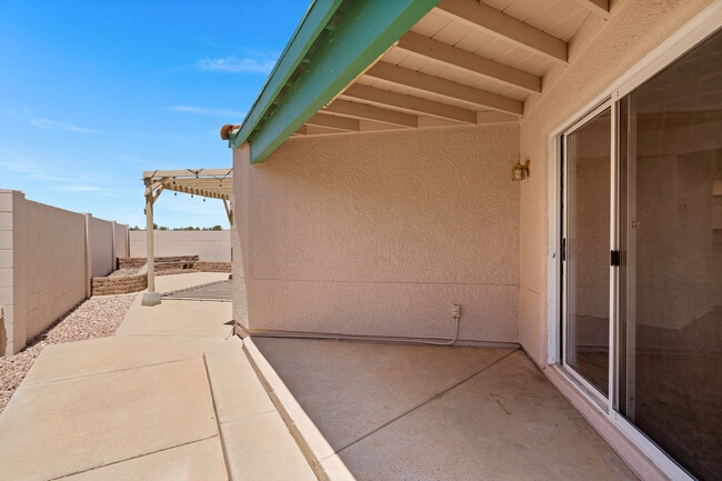 Building Photo - 4295 Desert Springs Trail