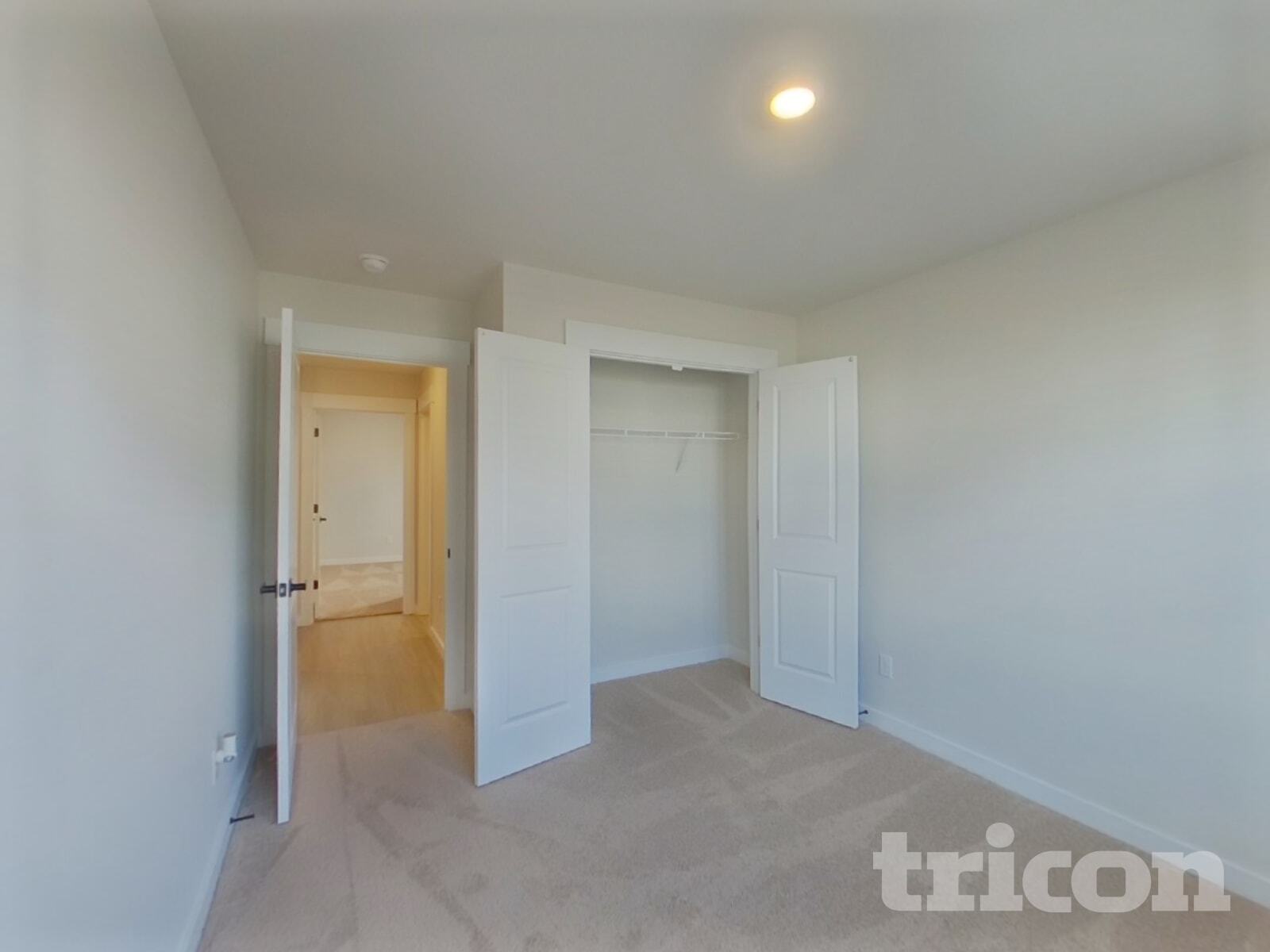 Building Photo - 1225 Crested Iris St