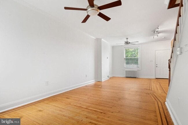 Building Photo - 3881 Manor St