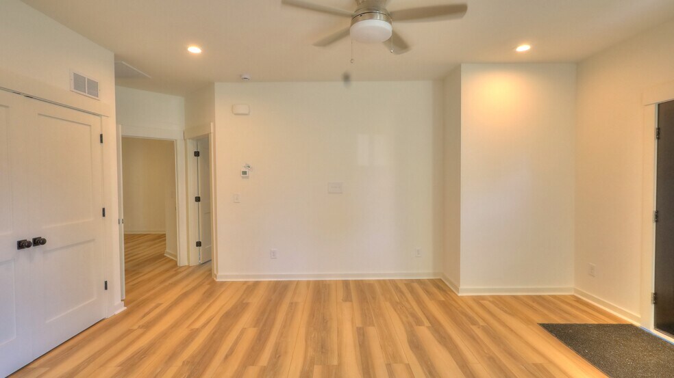Open floorplan - 345 W Stewart Ave