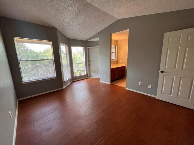Building Photo - 5309 Indio Dr