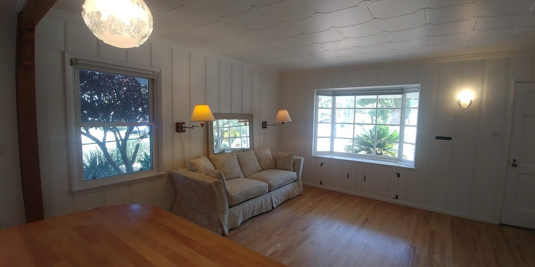 Building Photo - 3555 Colonial Ave