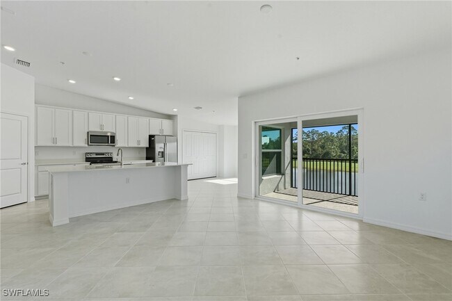 Building Photo - 15155 Bluffton Ln