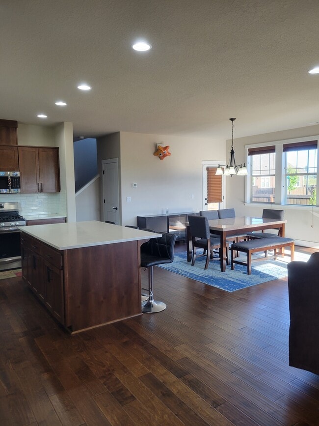 Building Photo - 10124 Kaye Way