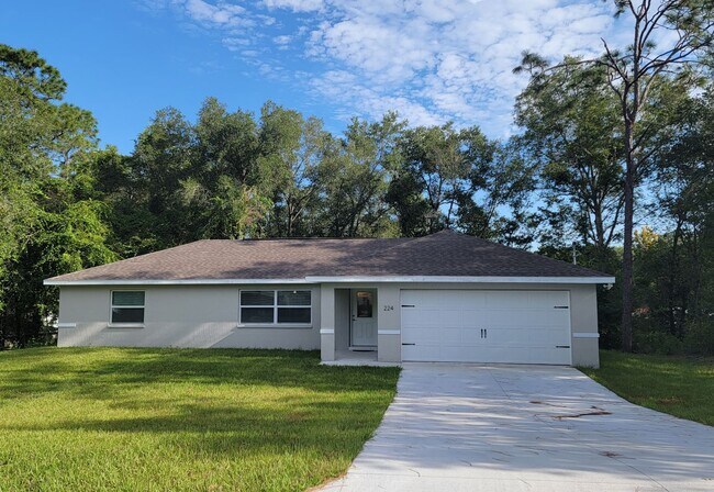 Primary Photo - Beautiful 3/2/2 Near Downtown Inverness!!!