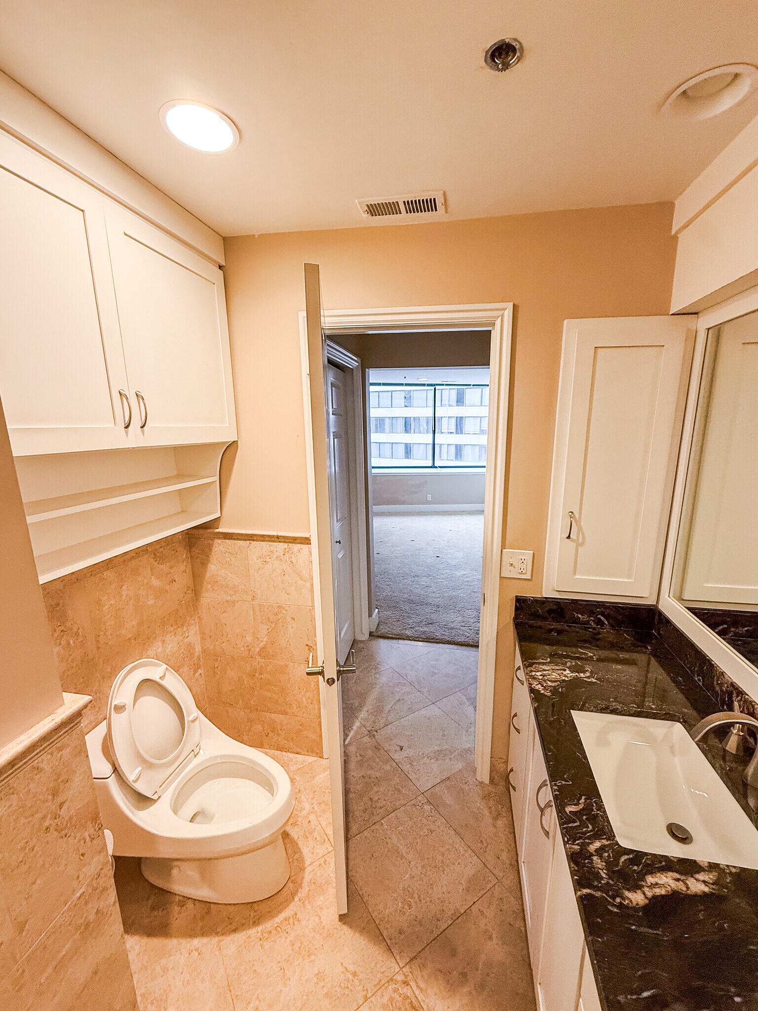 Building Photo - 44 W Broadway