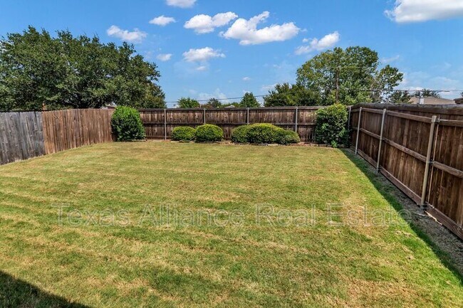 Building Photo - 5104 Britton Ridge Ln